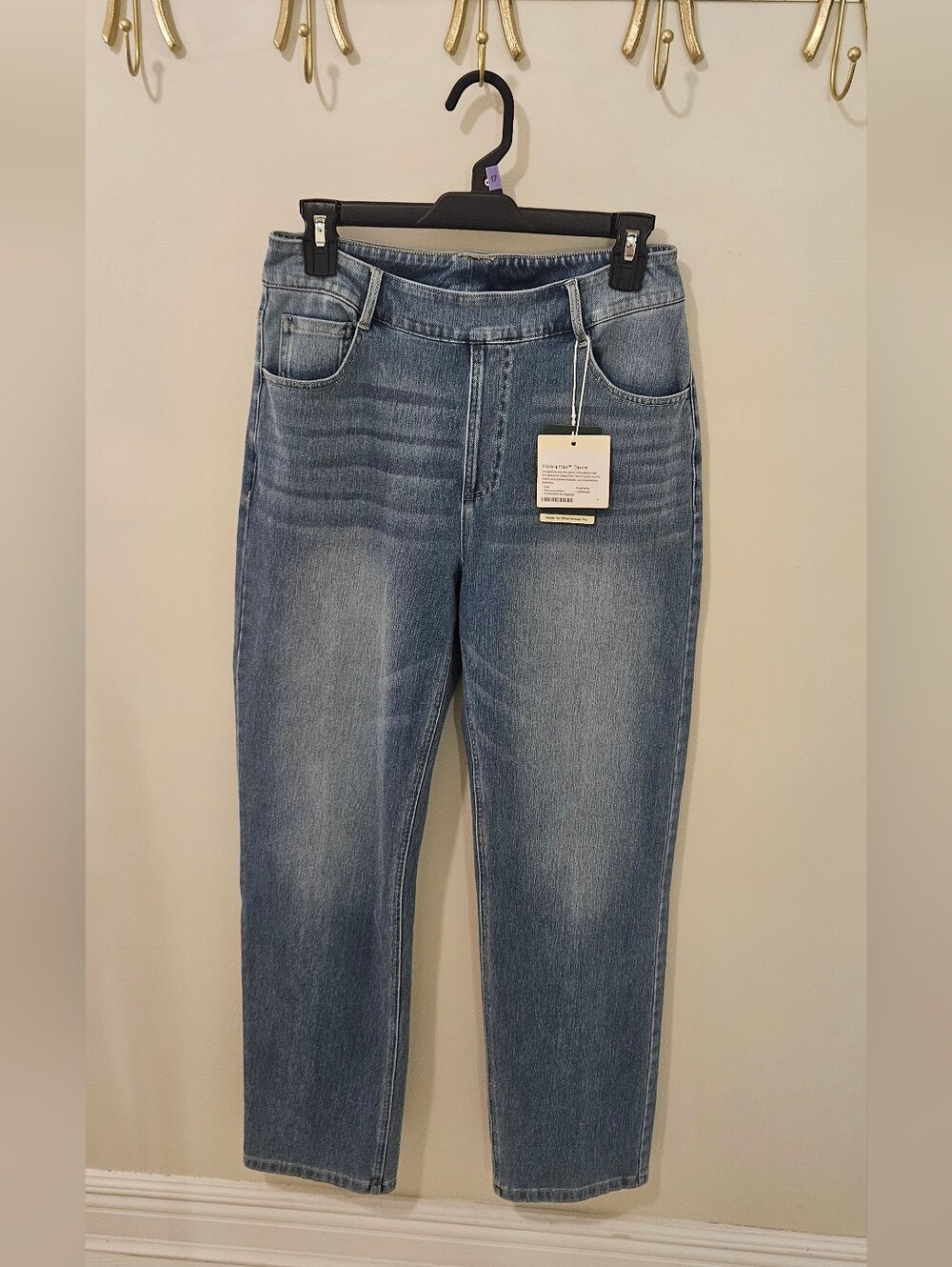 High-Rise Women's Jeans - Light Wash Blue Halara Flex Denim